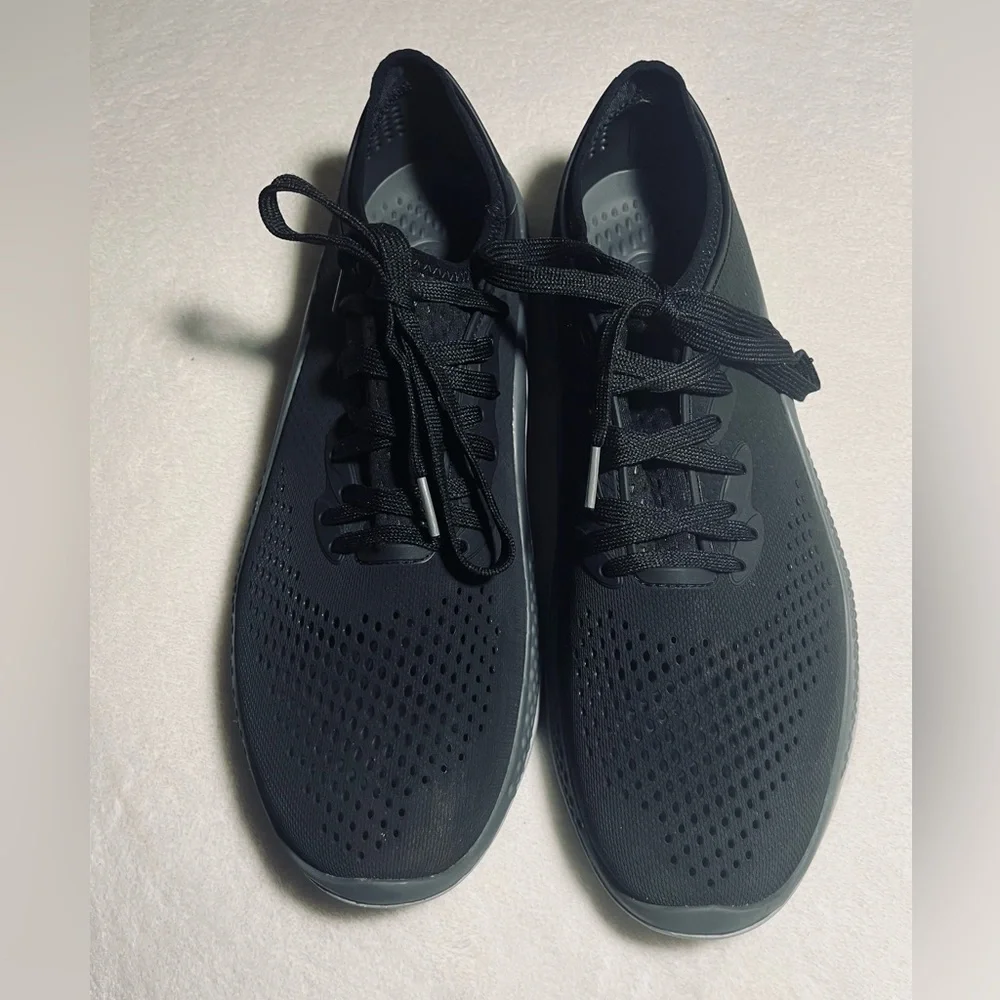 Crocs Literide Pacer Lace Up Black Womens shoes Sz 9